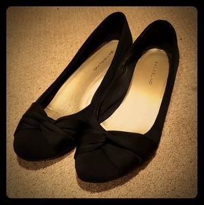 Bandolino wedges (shoes)